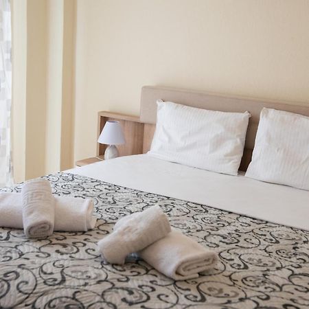 Apartment Nea Potidea. Bagian luar foto