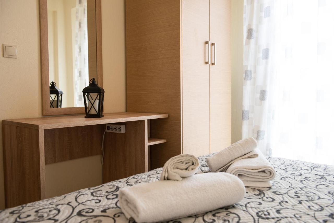 Apartment Nea Potidea. Bagian luar foto